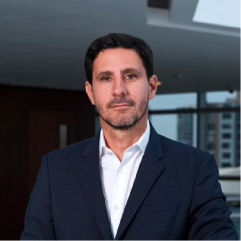 Carlos Claux